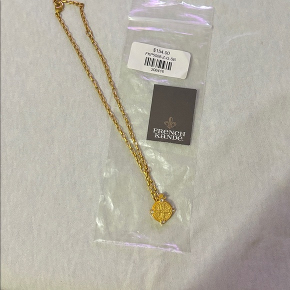 French Kande Lorie Necklace - Picture 3 of 7